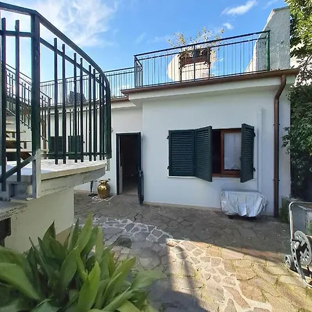 Vakantiehuis La Casina Di Marco Marina di Pietrasanta